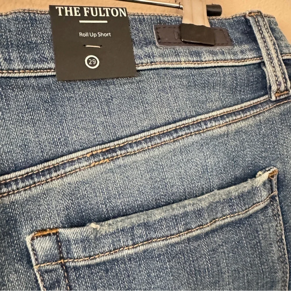 NWT Blank NYC Women's The Fulton High Rise Blue Jean Roll Up Raw Hem Size 29